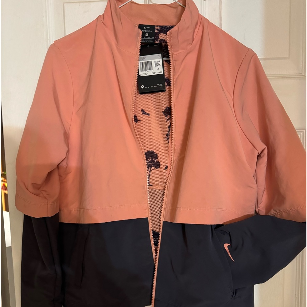 Nike Women’s Golf Jacket